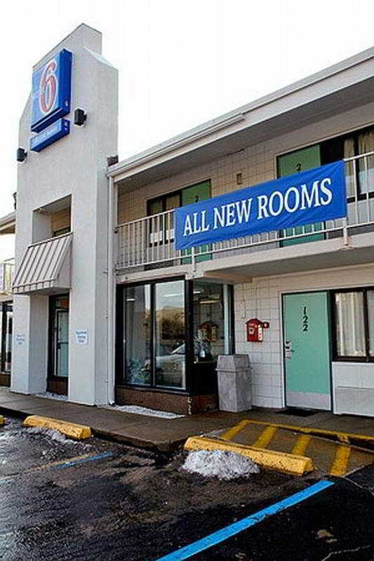 Motel 6 Boston South - Braintree Exteriör bild